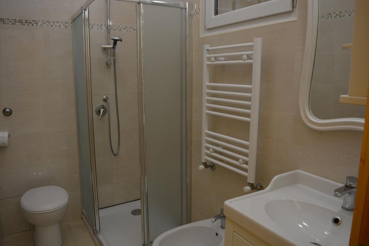 Rome Lucia Apartment ภายนอก รูปภาพ
